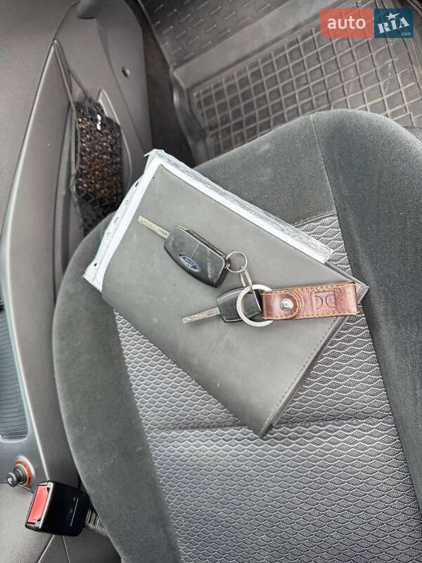 Мінівен Ford C-Max 2010 в Дрогобичі