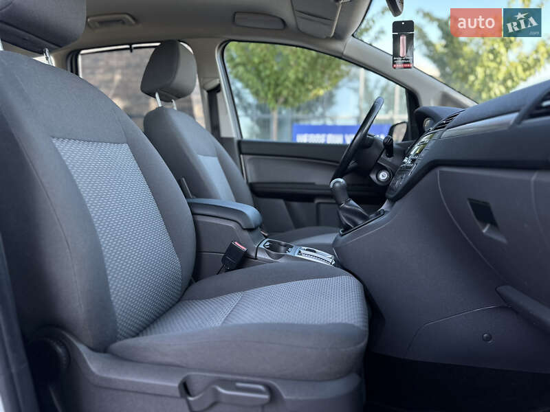 Минивэн Ford C-Max 2005 в Виннице