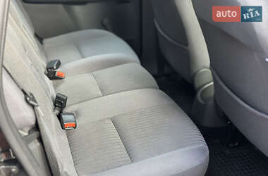 Мінівен Ford C-Max 2005 в 
