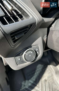 Мінівен Ford C-Max 2015 в 