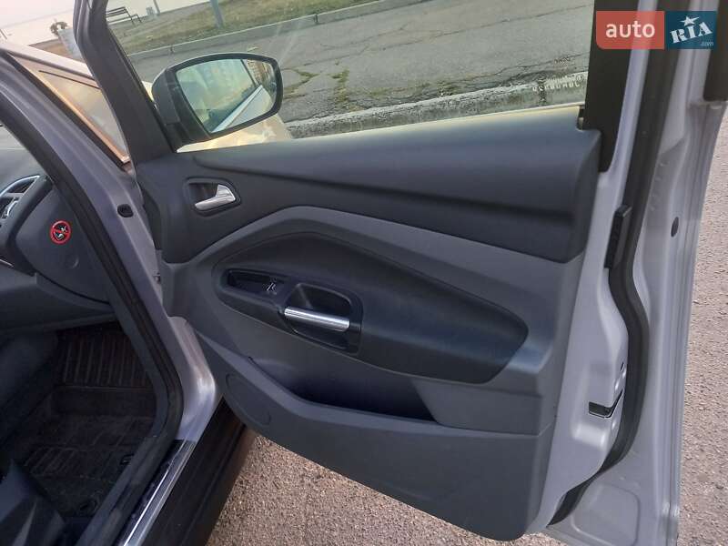 Минивэн Ford C-Max 2011 в Черкассах