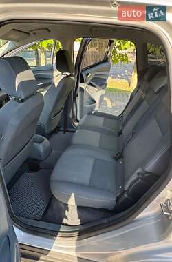 Мінівен Ford C-Max 2011 в 