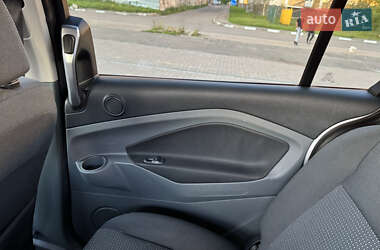 Мінівен Ford C-Max 2011 в 