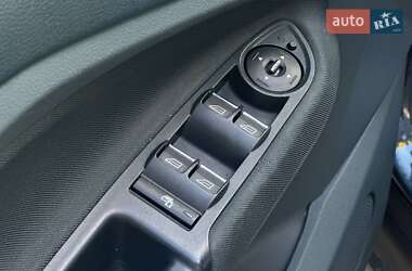 Минивэн Ford C-Max 2012 в 