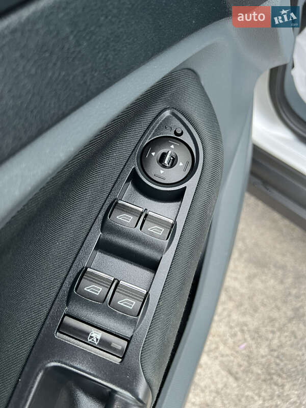 Мінівен Ford C-Max 2011 в Дубні