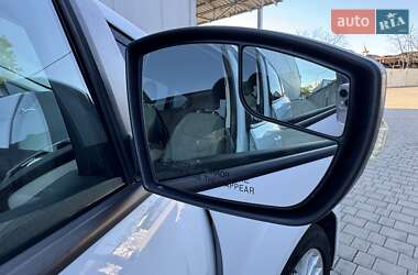 Минивэн Ford C-Max 2012 в 