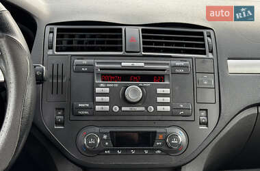 Минивэн Ford C-Max 2010 в 