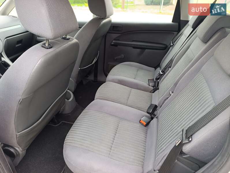 Мінівен Ford C-Max 2004 в Самборі