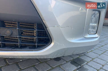 Мінівен Ford C-Max 2009 в 