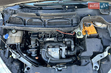 Мінівен Ford C-Max 2009 в 