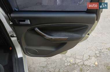 Мінівен Ford C-Max 2010 в 