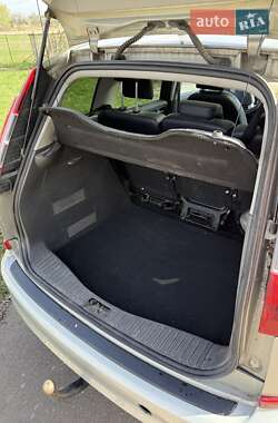 Мінівен Ford C-Max 2009 в 