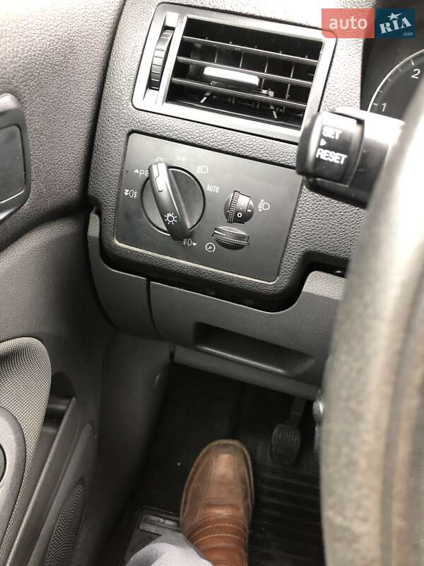 Минивэн Ford C-Max 2007 в Львове
