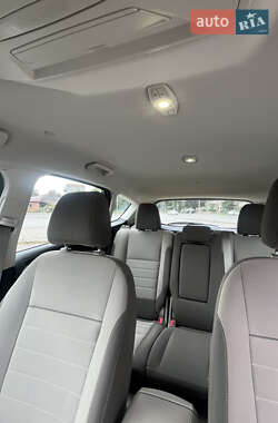Мінівен Ford C-Max 2012 в 