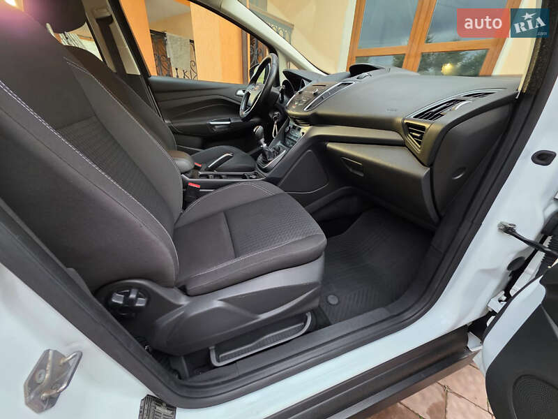 Минивэн Ford C-Max 2016 в Львове