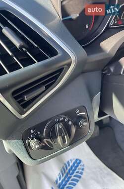 Мінівен Ford C-Max 2011 в 