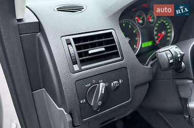 Минивэн Ford C-Max 2006 в 