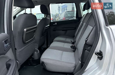 Минивэн Ford C-Max 2006 в 