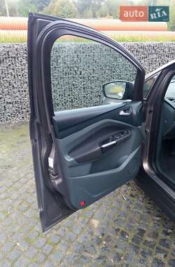 Мінівен Ford C-Max 2014 в 