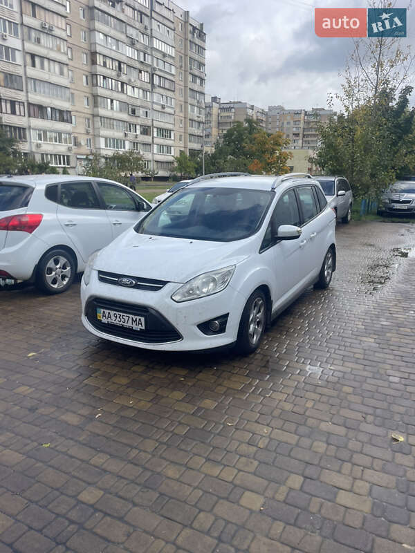 Минивэн Ford C-Max 2012 в 