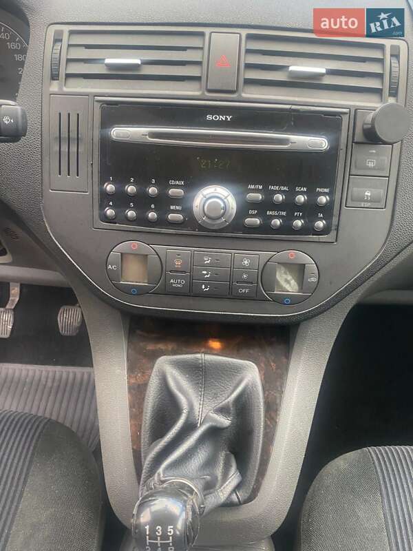 Минивэн Ford C-Max 2004 в Любомле