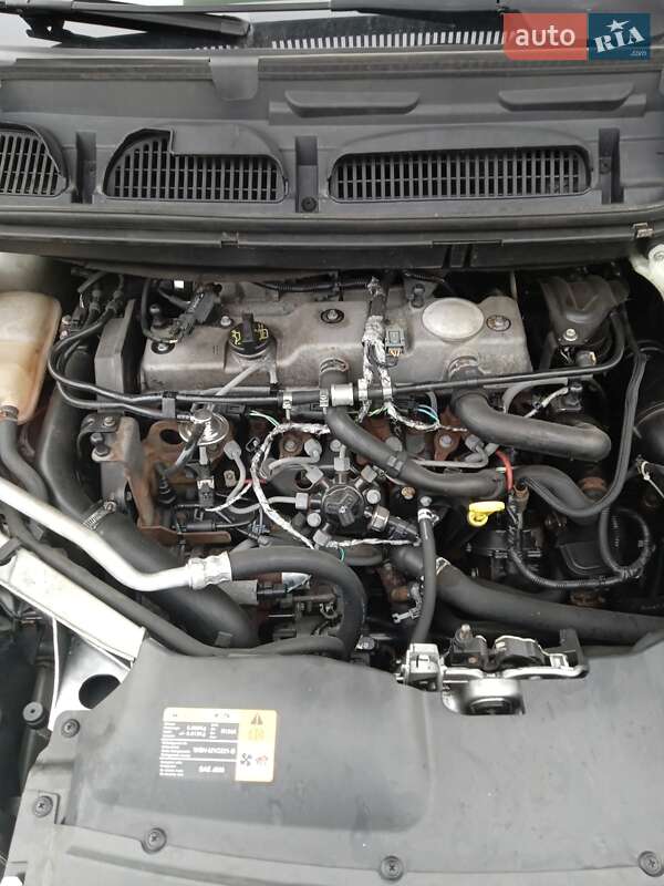 Мінівен Ford C-Max 2008 в Любомлі
