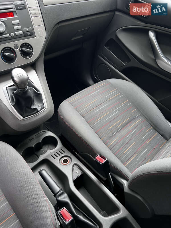 Минивэн Ford C-Max 2009 в Киеве