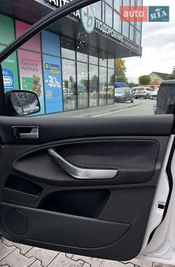Мінівен Ford C-Max 2009 в 