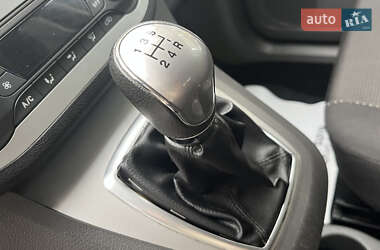 Мінівен Ford C-Max 2010 в  фото 14 Мінівен Ford C-Max 2010 в