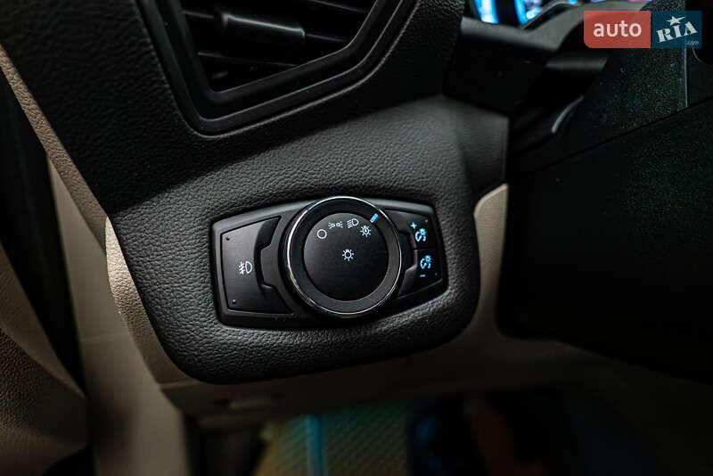 Мінівен Ford C-Max 2013 в Києві