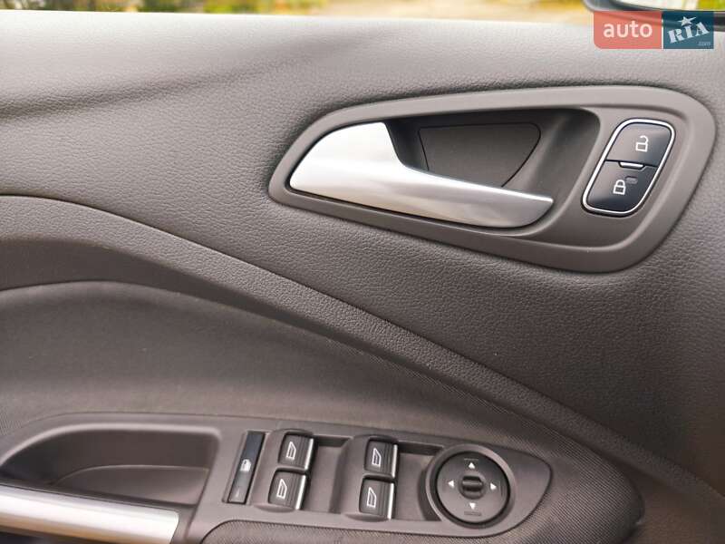 Мінівен Ford C-Max 2016 в Ромнах