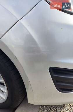 Мінівен Ford C-Max 2013 в 