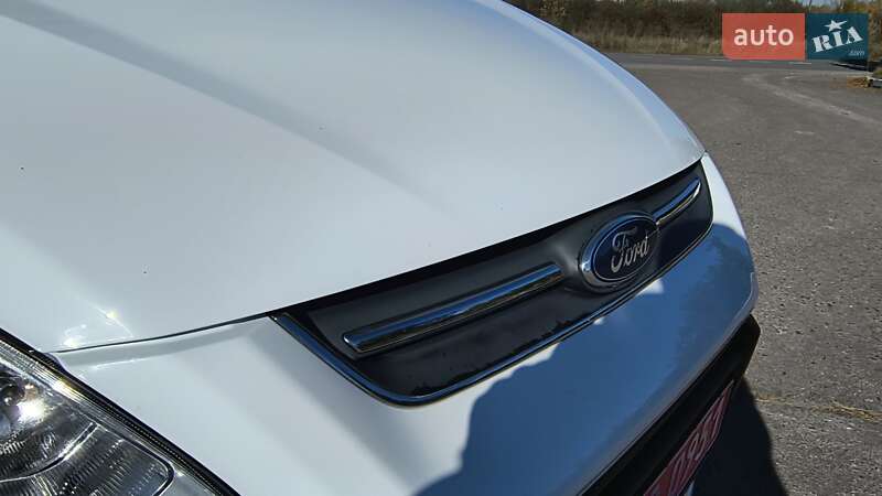 Минивэн Ford C-Max 2010 в Золочеве