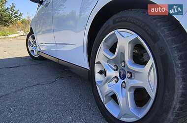 Мінівен Ford C-Max 2010 в 