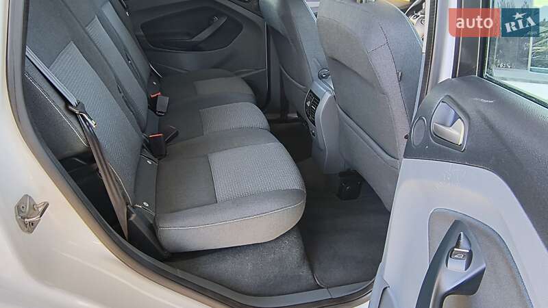 Минивэн Ford C-Max 2010 в Золочеве
