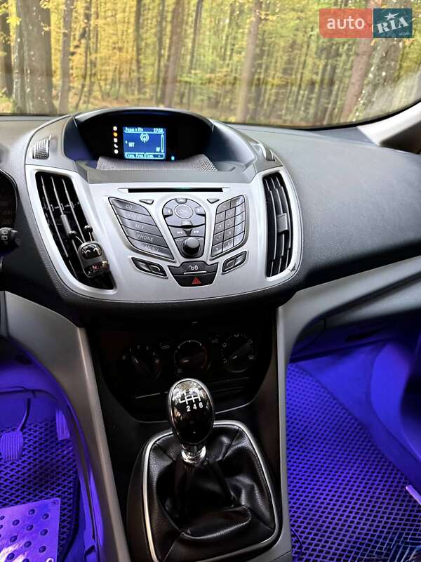 Минивэн Ford C-Max 2010 в Луцке