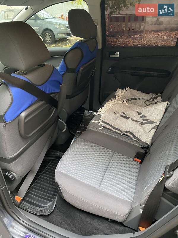 Минивэн Ford C-Max 2005 в Киеве фото 5 Минивэн Ford C-Max 2005 в Киеве