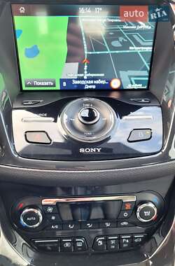Мінівен Ford C-Max 2015 в  фото 14 Мінівен Ford C-Max 2015 в