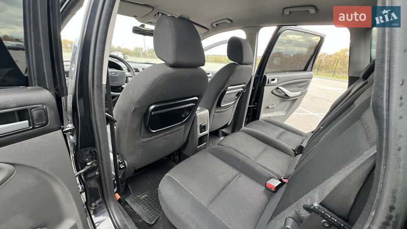 Мінівен Ford C-Max 2009 в Рівному фото 34 Мінівен Ford C-Max 2009 в Рівному