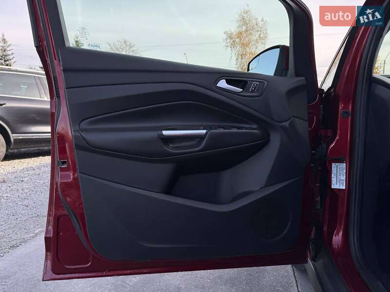 Минивэн Ford C-Max 2016 в Ровно