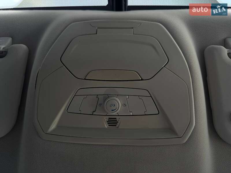 Минивэн Ford C-Max 2016 в Ровно