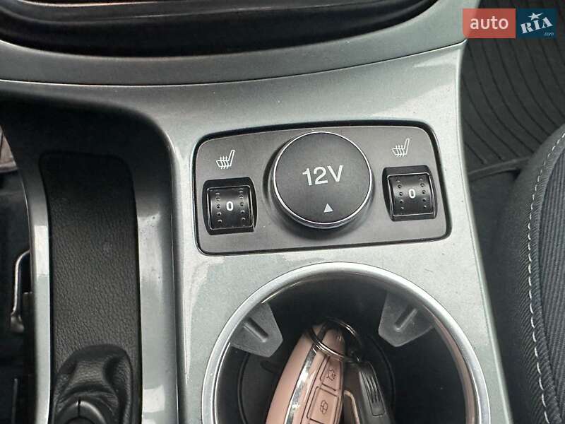 Минивэн Ford C-Max 2015 в Нововолынске фото 19 Минивэн Ford C-Max 2015 в Нововолынске