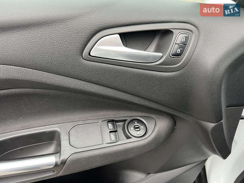 Мінівен Ford C-Max 2016 в Львові