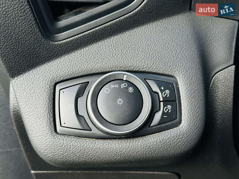 Мінівен Ford C-Max 2016 в Харкові