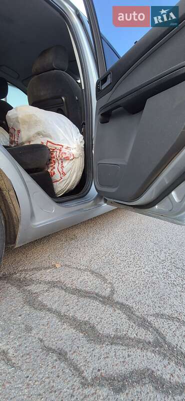 Минивэн Ford C-Max 2004 в Киеве