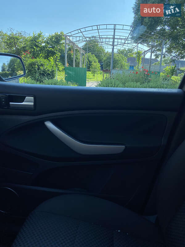 Мінівен Ford C-Max 2007 в Житомирі