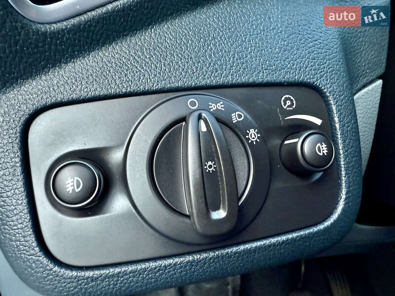 Минивэн Ford C-Max 2011 в Ровно