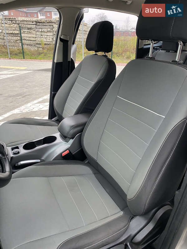 Минивэн Ford C-Max 2015 в Стрые фото 30 Минивэн Ford C-Max 2015 в Стрые