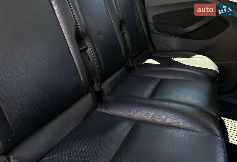 Минивэн Ford C-Max 2014 в Киеве