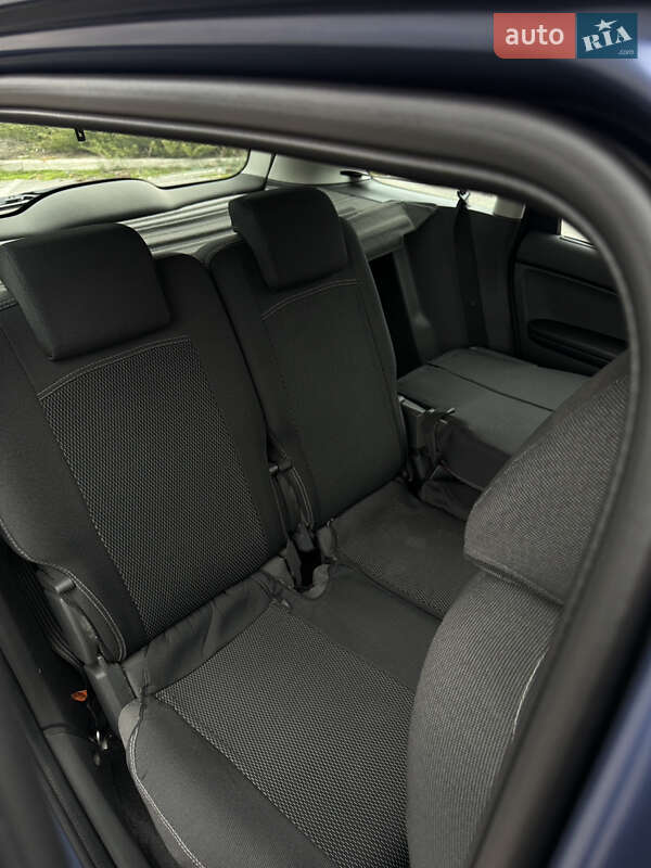 Мінівен Ford C-Max 2006 в Новомосковську фото 9 Мінівен Ford C-Max 2006 в Новомосковську